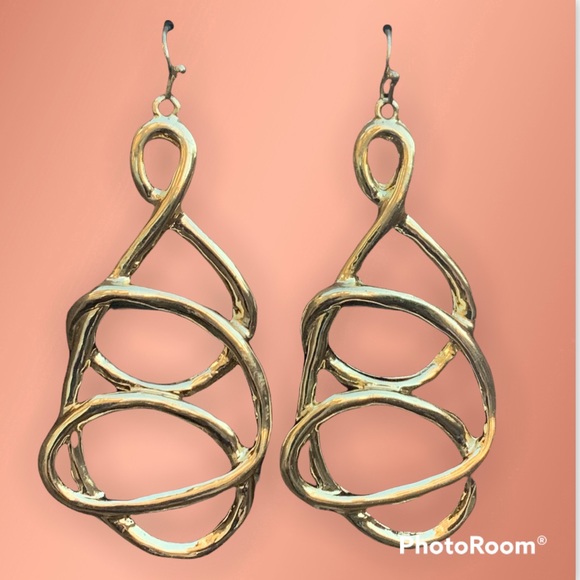 New Carol Dauplaise Earrings - Picture 2 of 3